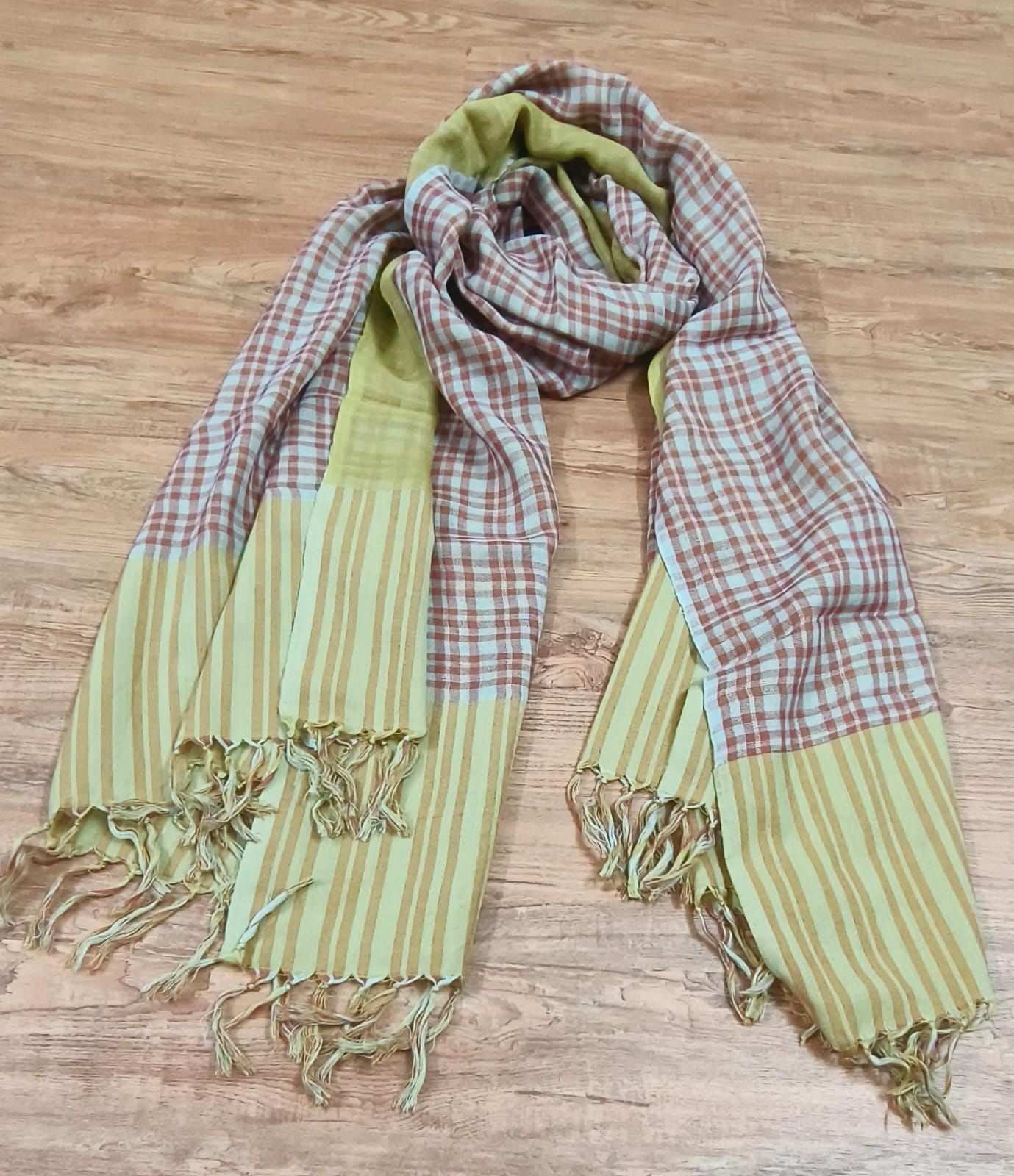 Cotton check double cloth scarf